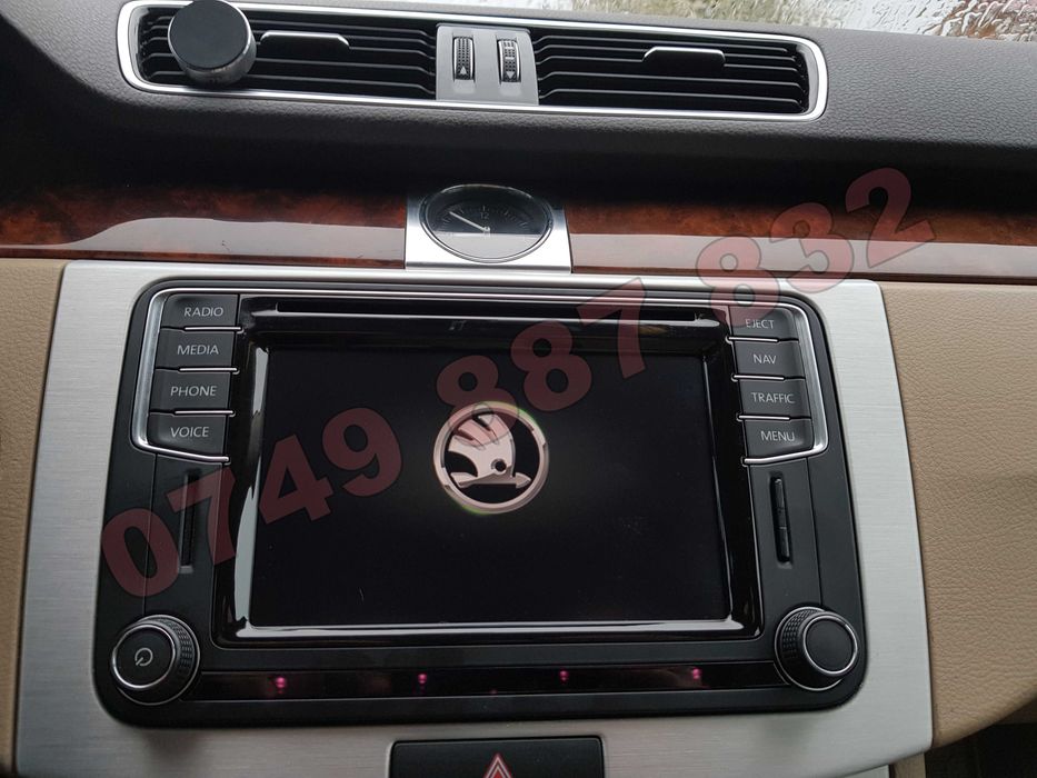 Display complet nou si touchscreen MIB2 STD2 PQ- garantie 24 luni