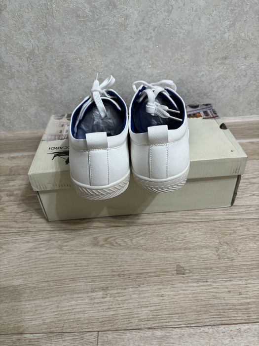 Кеды белый 43 размер. Новый