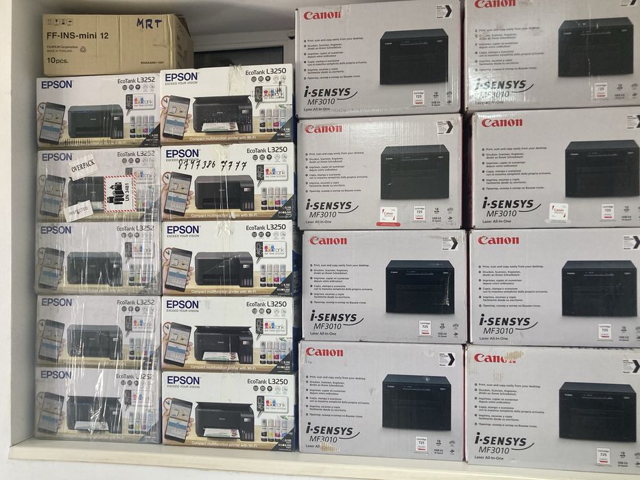 Продается принтера Epson 3252,8050