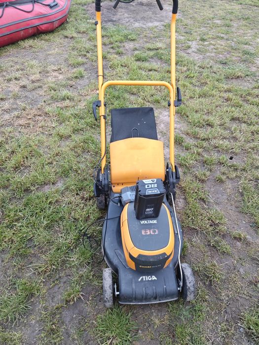 Акумулаторна косачка stiga 80v
