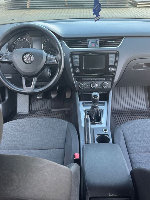 SKODA Octavia 2014 — imagine 5