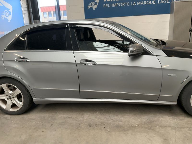 Mercedes-Benz E-Klasse E 220 CDI BlueEfficiency Avantgarde 2009