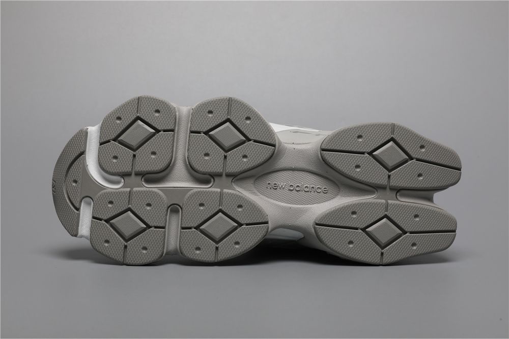 New Balance 9060 Silver Metallic Grey U9060JGR