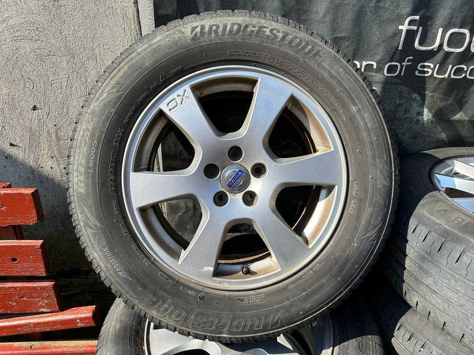 Jante R17 5x108 cu anvelope 235/65R17 Cash sau Rate