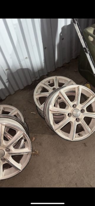 Титанка 4 отверстии крепежа