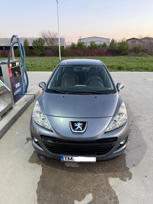Peugeot 207 benzina -  primul proprietar
