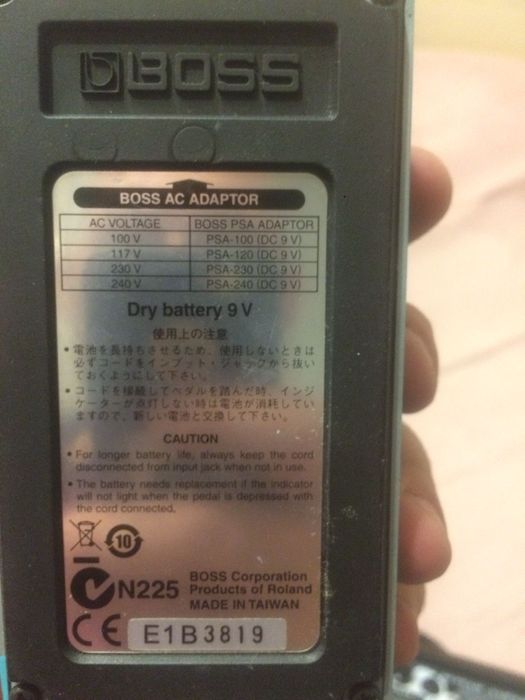 Педаль к басовой гитаре