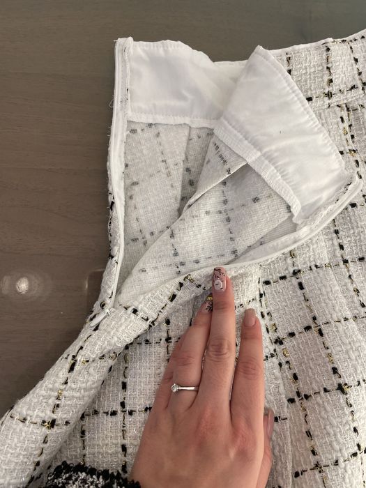 Дамска пола плисе