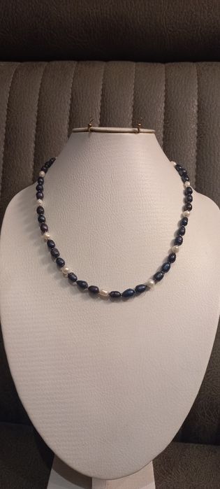 Жемчуг речной, натуральный.