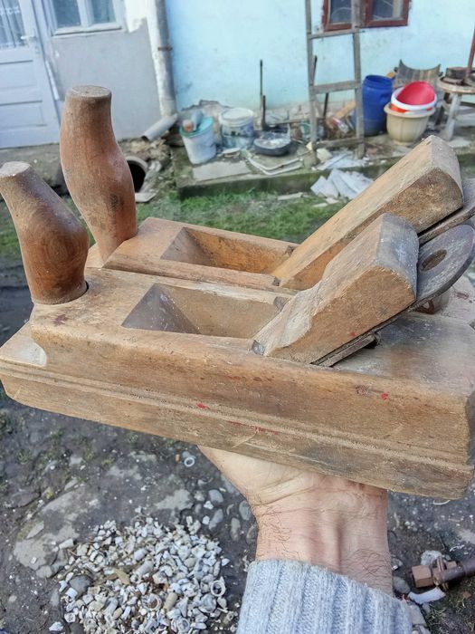 Rindea de lemn in stare buna