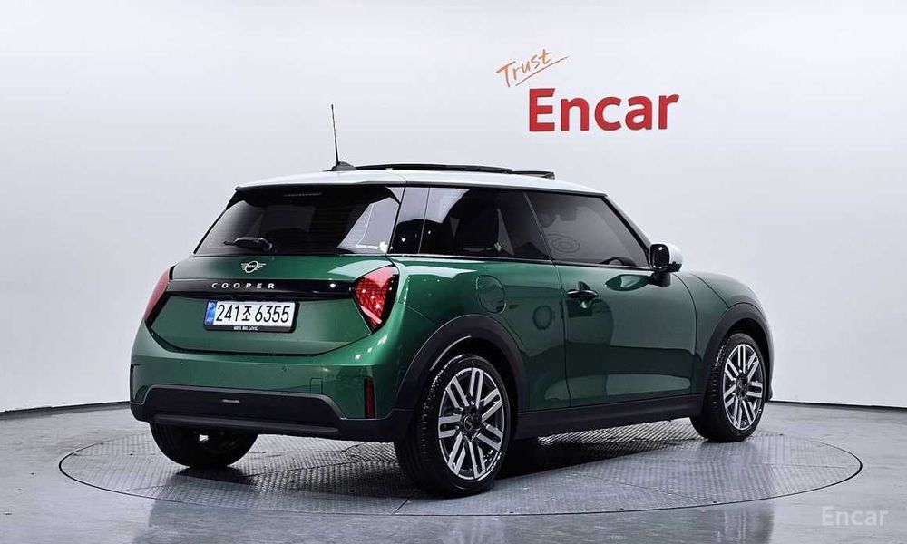 Mini Cooper Classic (2025)