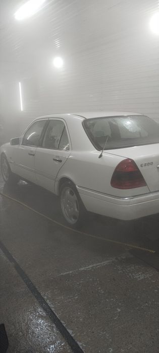 Продам Мерс С 200 94 год