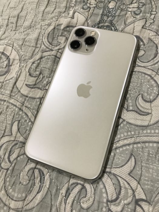 iPhone 11 Pro White sotiladi ideal sastayanada