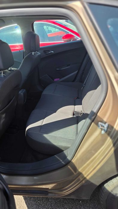 OPEL Astra 2013 — imagine 4