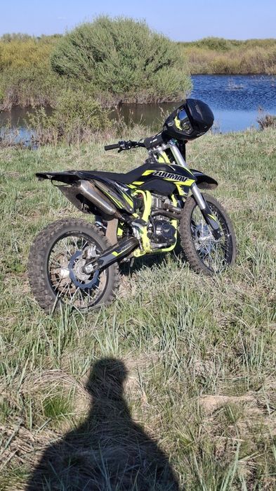 Продам ZUUMAV K5 CB300