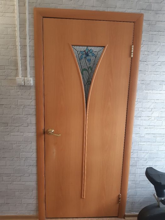 Продам двери в хорошем состоянии