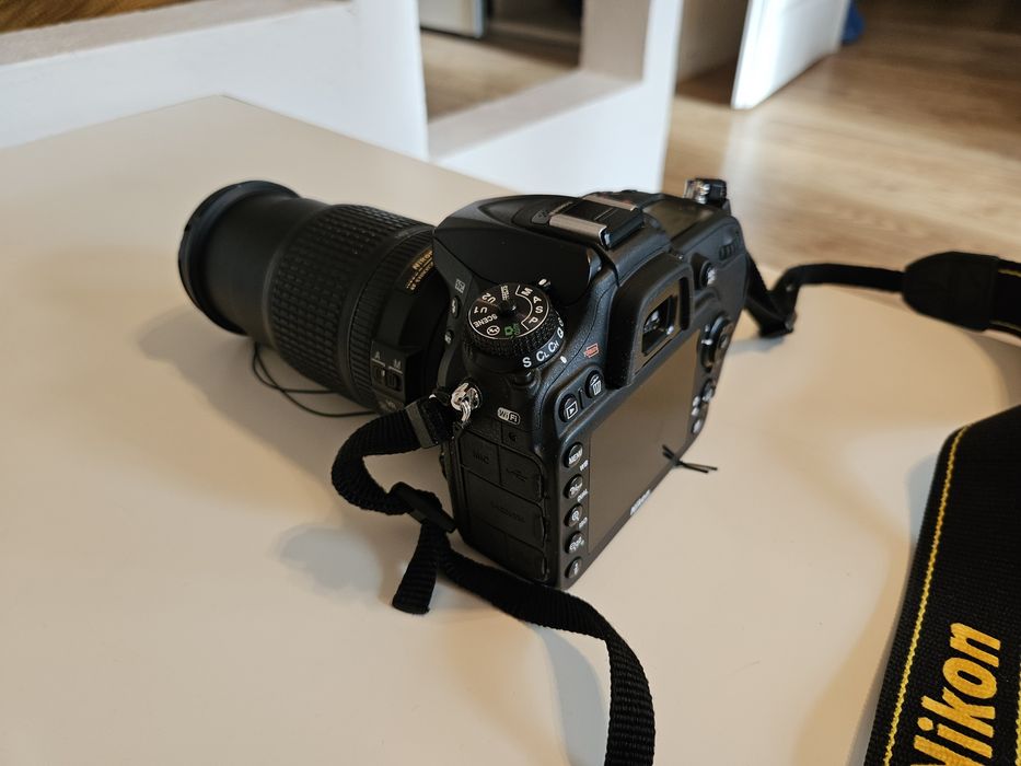 Aparat foto DSLR Nikon D7200 | 28141 cadre