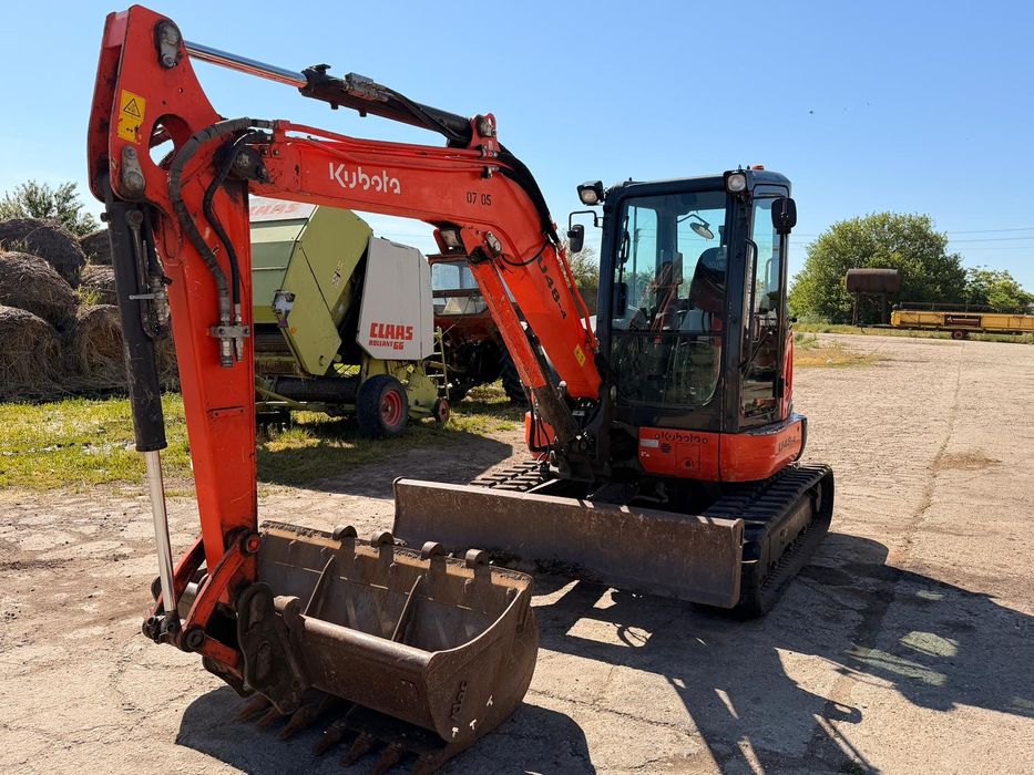 Vand Escavator de 5T an 2022 Kubota in stare foarte buna cu 3 cupe