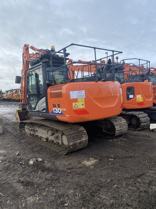 Inchiriez excavatoare de 5tone 13 tone si 22tone cu operator