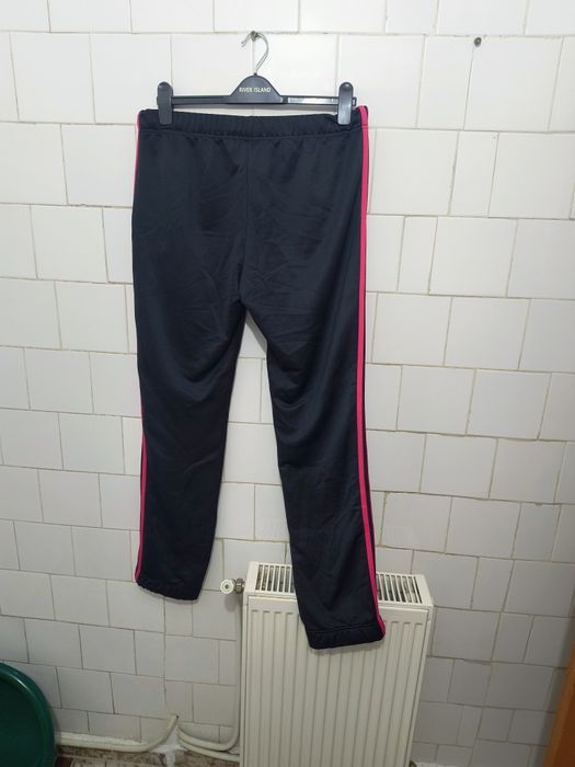 Pantaloni trening marca Adidas mărime L culoare neagra originali