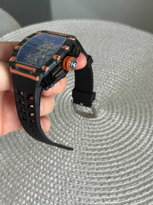 Ceas barbatesc cu baterii si curea de silicon