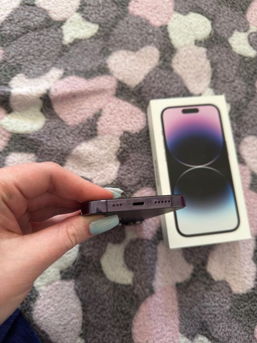 Продам iphone 14 pro