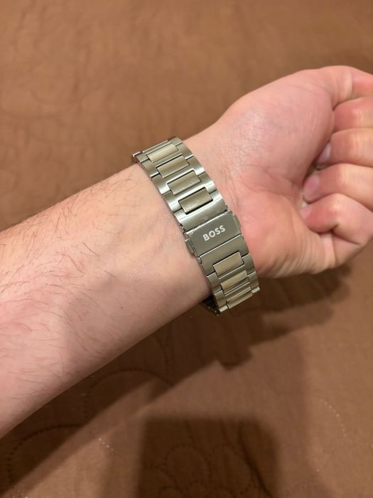 Нов Часовник BOSS