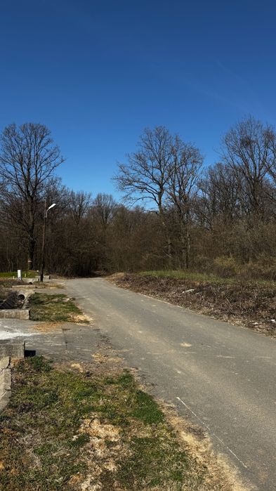 Teren intravilan de vânzare în Betfia, Sânmartin – 1.436 mp, asfalt și utilități la gard
