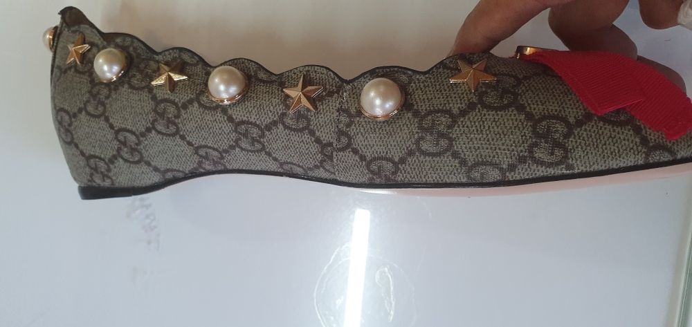 Balerini GUCCI superbi redusi 38