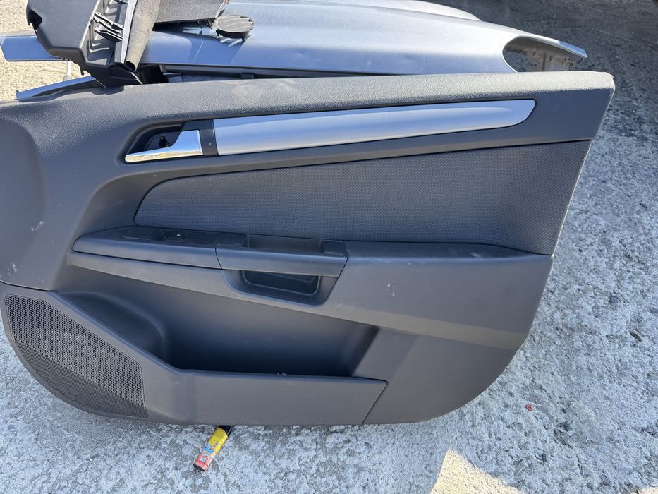 Части за Опел Астра Н