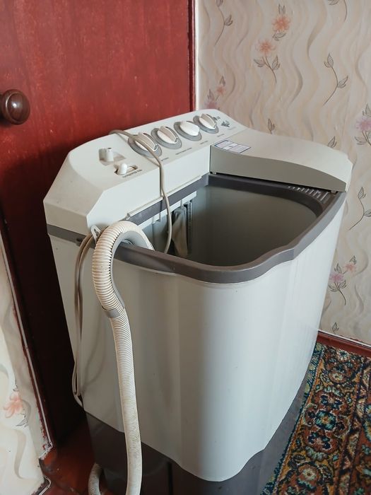 Стиральная машинка-полуавтомат