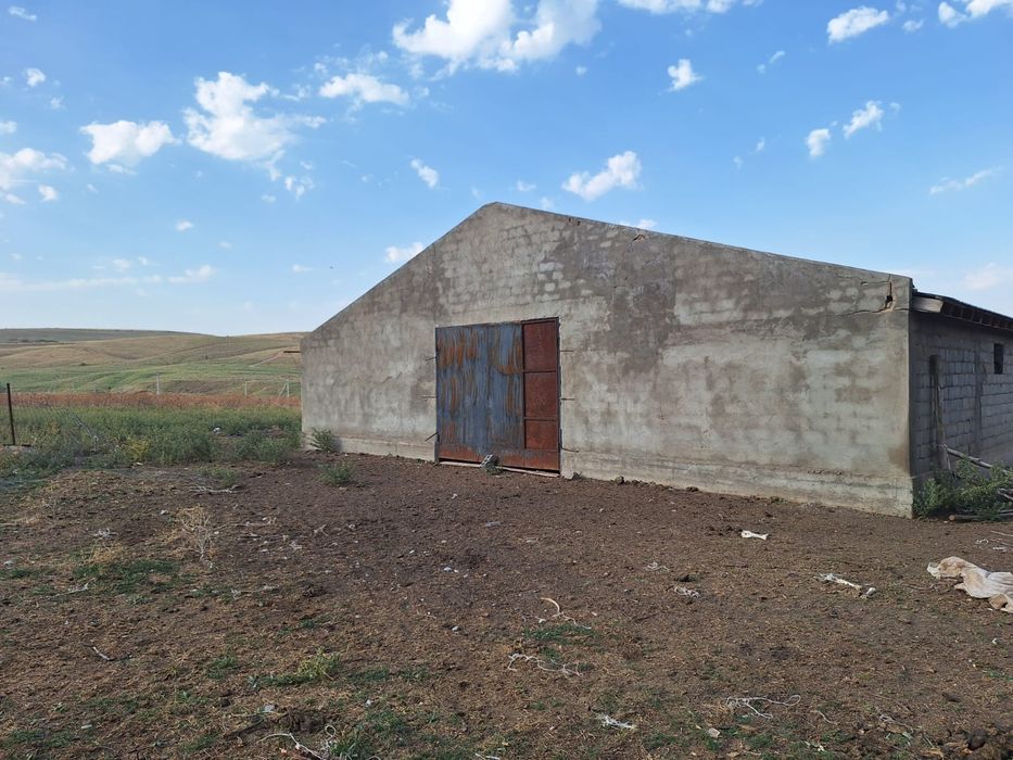 Продам участок. .