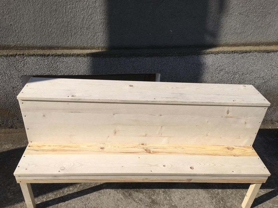 Дървени пейки/цветарници