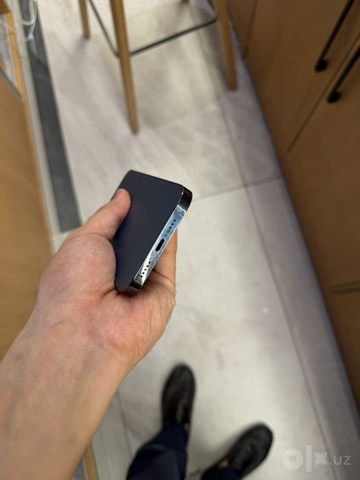 iPhone 12 pro Blue