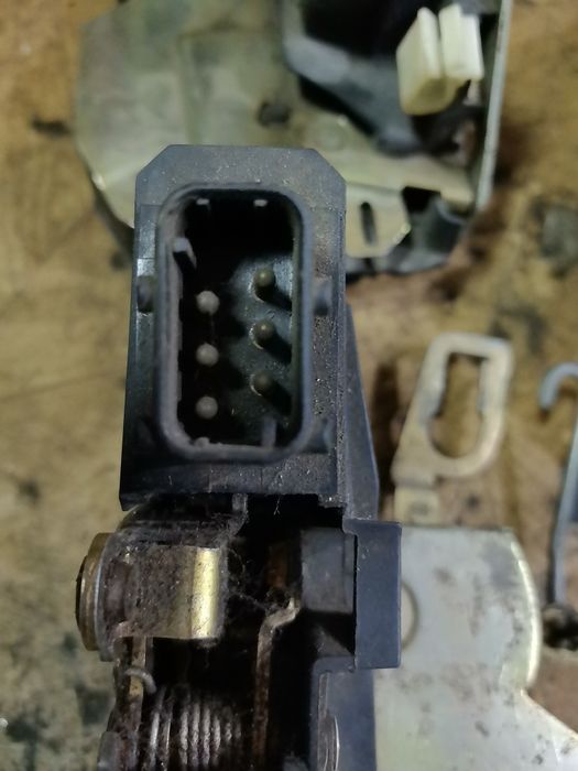 Бмв - Е36/ Е34, замки дверей.