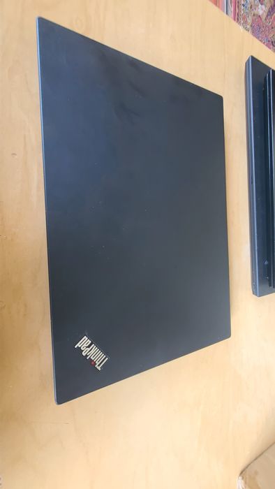 Lenovo thingpad i5 8/256