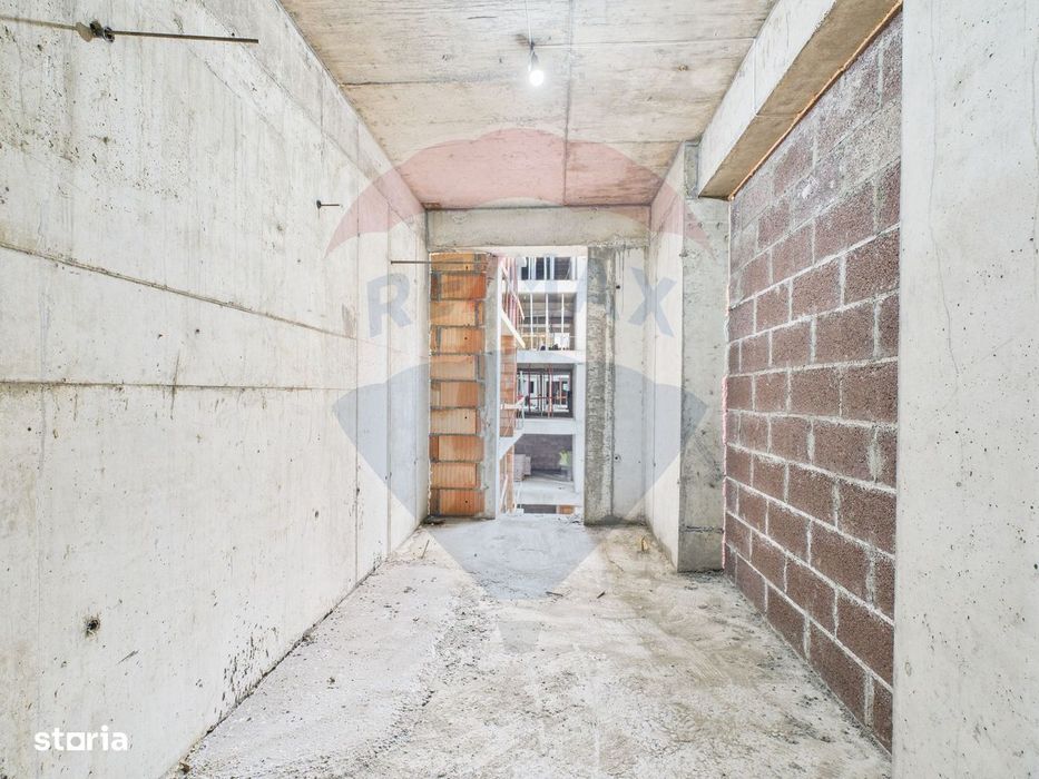 Apartament 3 camere de vanzare