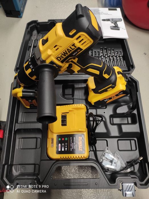 Autofiletanta DEWALT profesionala cu 2 acumulatori de 36 v/5ah ,13mm