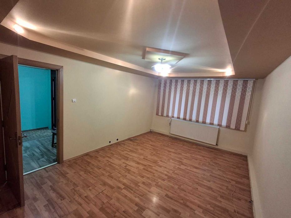 Vand apartament 2 camere Calarasi