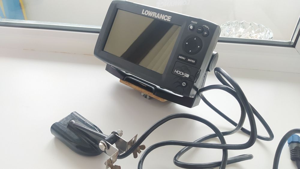 Эхолот Lowrance HOOK-7