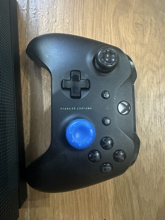 Xbox One X Project Scorpio Limited Edition 4K disc jocuri controller