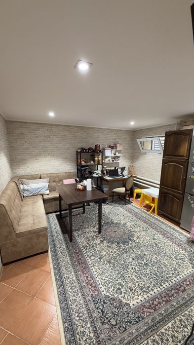 Продаётся дом 4 комнаты 1,7 сот Мирабадский район Узбум ГАИ