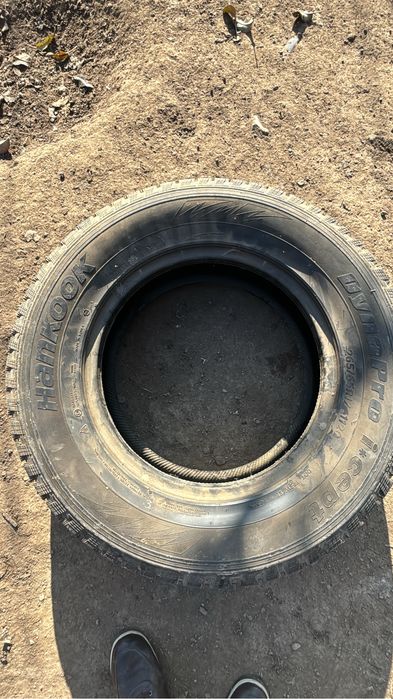 Продам зимние б/у шины Hankook