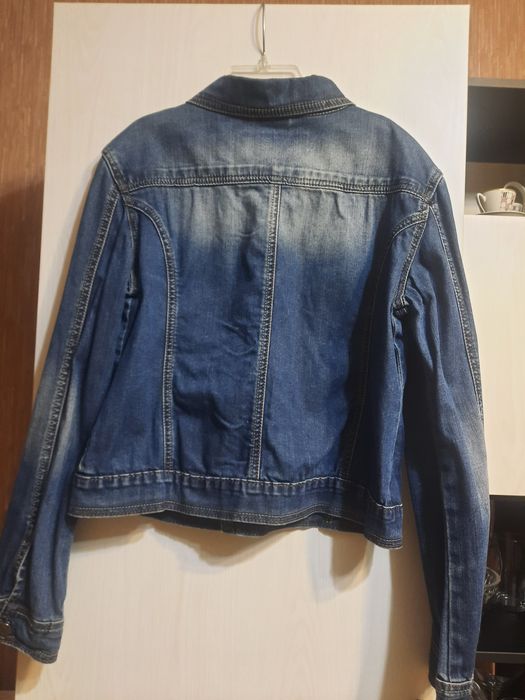Жакет джинсовый.