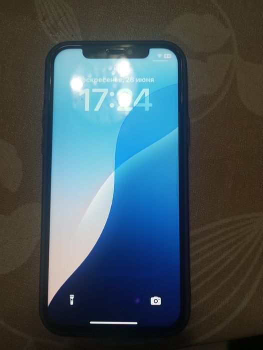 Продам айфон 12 , на 128