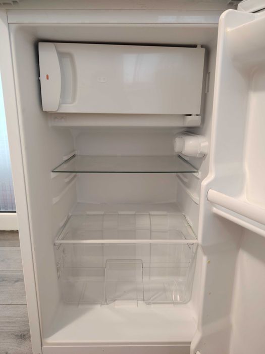 Frigider cu o usa Star-Light, 81L, H 83.8cm