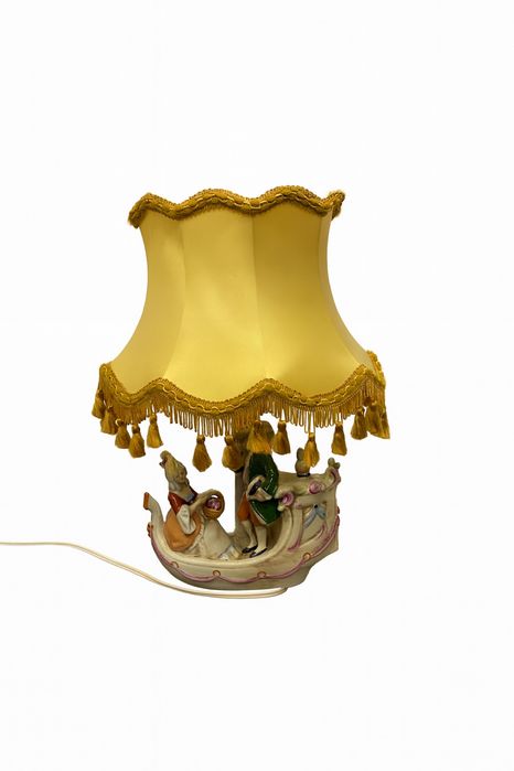 Порцеланова лампа Германия 1960те рококо с маркировка 1877 GDR