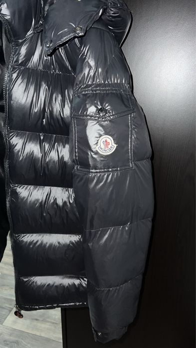 Пуховик Moncler maya jacket размер S