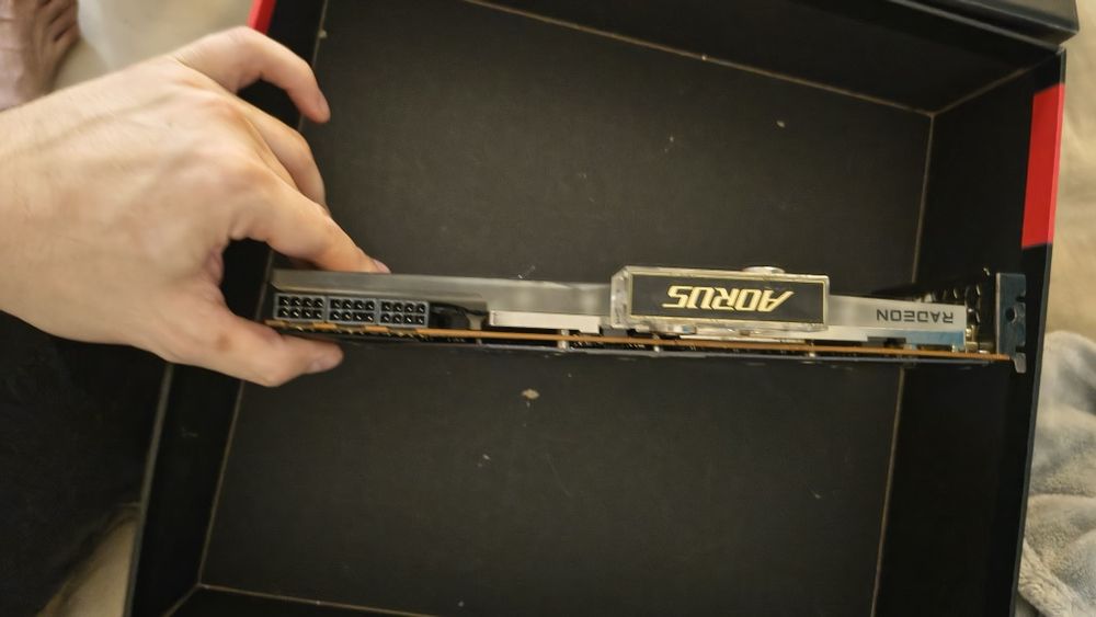 Placa video Amd Radeon RX6900XT