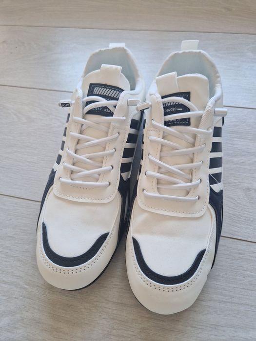 Кроссовки мужские летние